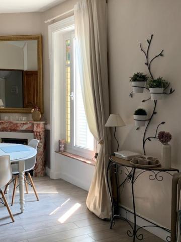 Le Clos De La Tour Экстерьер фото
